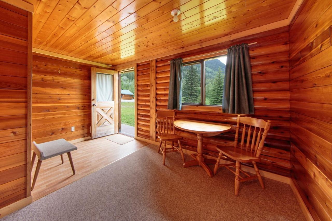 Mount Robson Lodge Zewnętrze zdjęcie