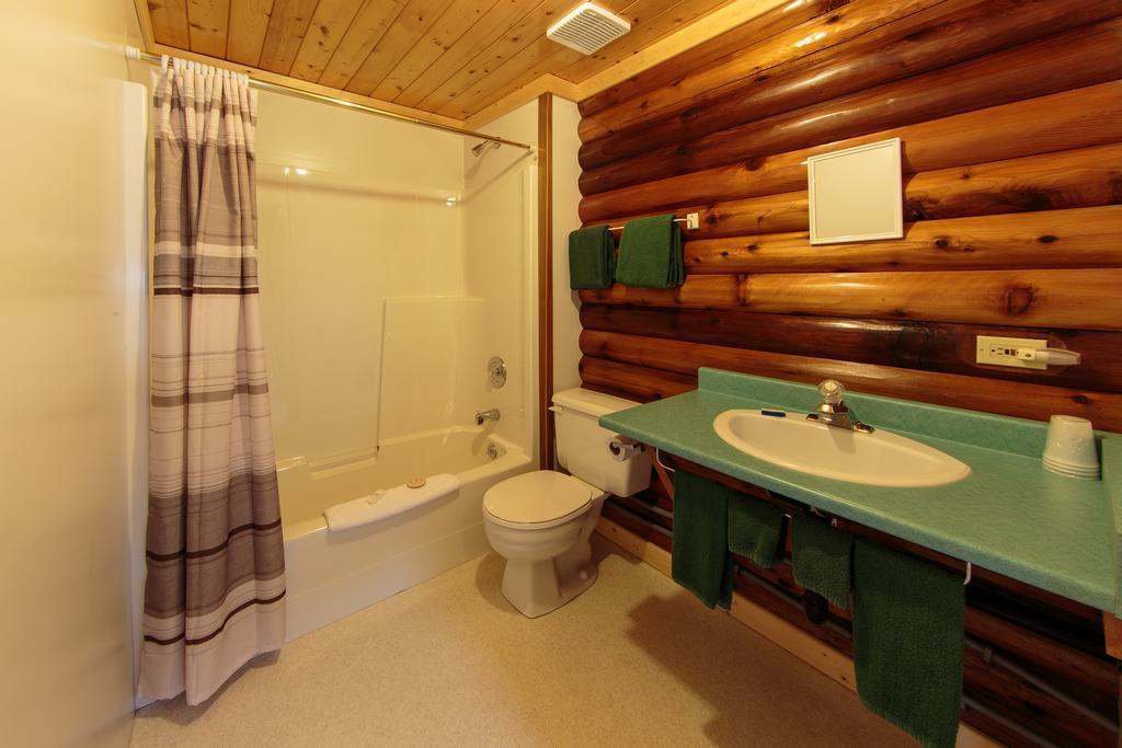 Mount Robson Lodge Zewnętrze zdjęcie